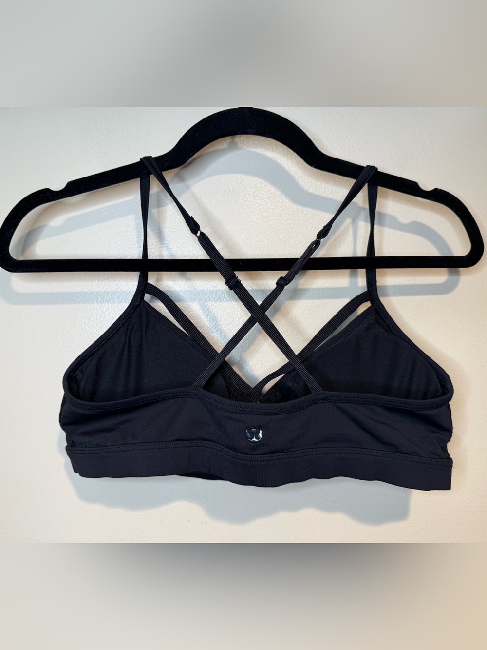 Lululemon black sports bra size 10